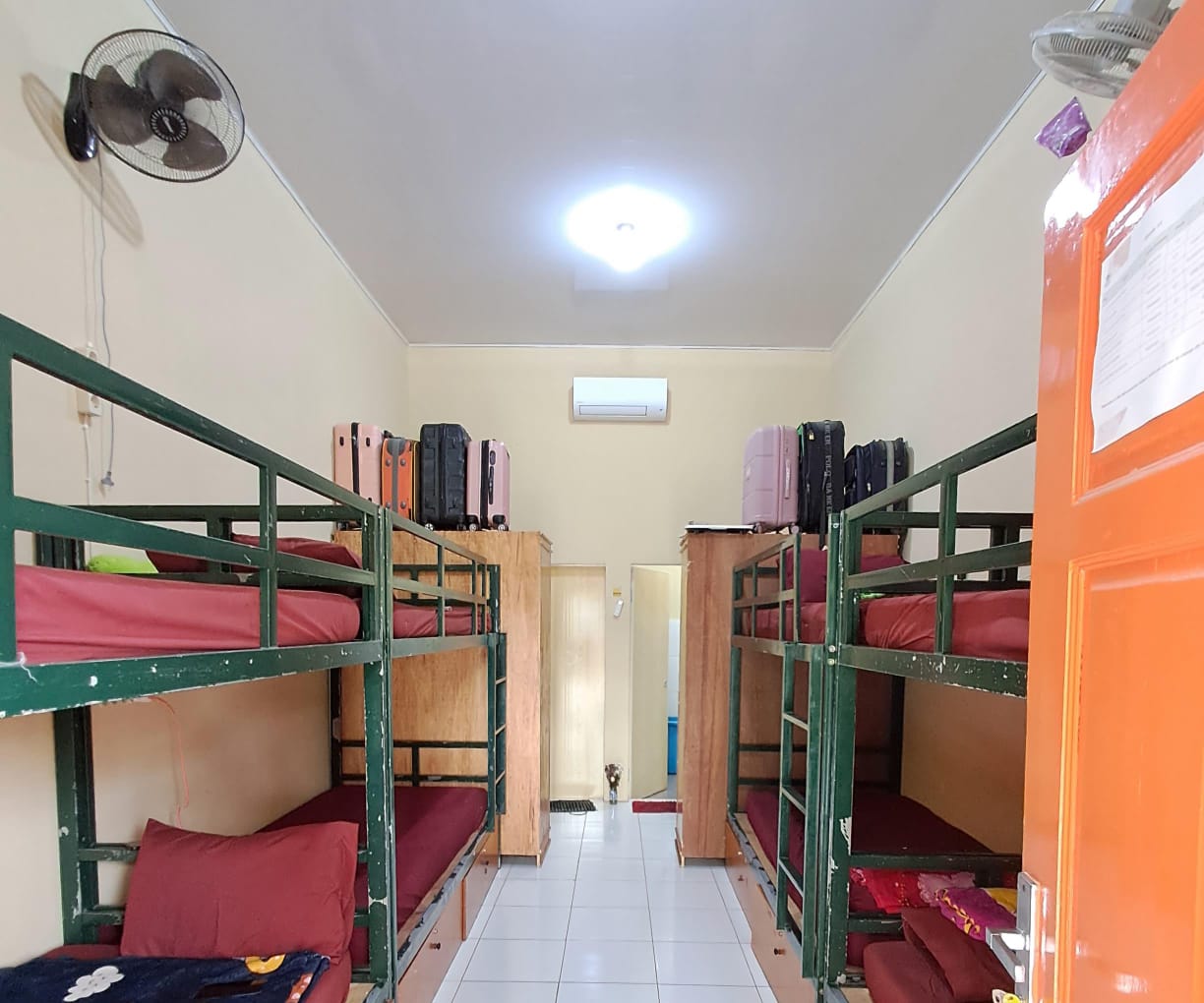 Kamar Asrama ITSI